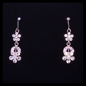 Floral Crystal Drop Earrings!